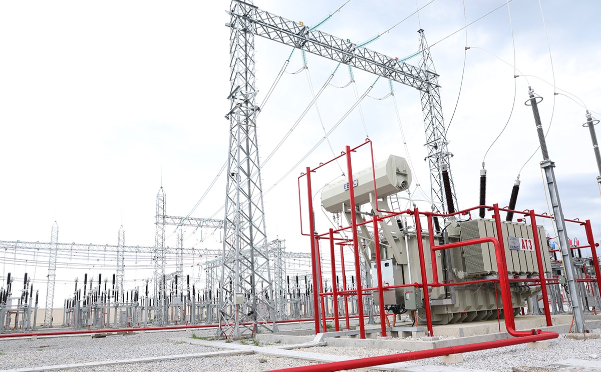 Đóng điện Trạm biến áp 220kV Dương Kinh, tăng cường đảm bảo điện cho thành phố Hải Phòng