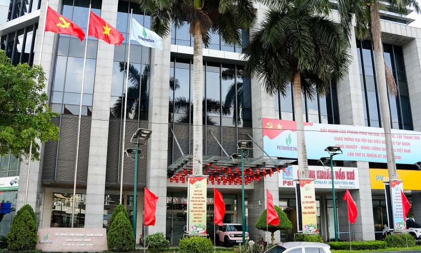 Không khí tưng bừng chào mừng Đại hội Đảng bộ Tập đoàn Công nghiệp - Năng lượng Quốc gia Việt Nam lần thứ IV, nhiệm kỳ 2025-2030 Không khí tưng bừng chào mừng Đại hội Đảng bộ Tập đoàn Công nghiệp - Năng lượng Quốc gia Việt Nam lần thứ IV, nhiệm kỳ 2025-2030