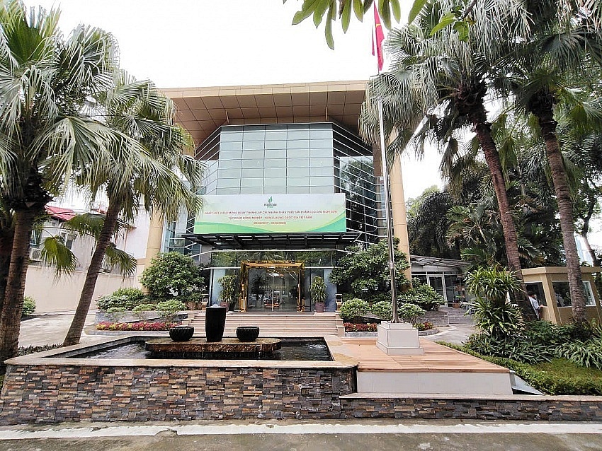 Không khí tưng bừng chào mừng Đại hội Đảng bộ Tập đoàn Công nghiệp - Năng lượng Quốc gia Việt Nam lần thứ IV, nhiệm kỳ 2025-2030