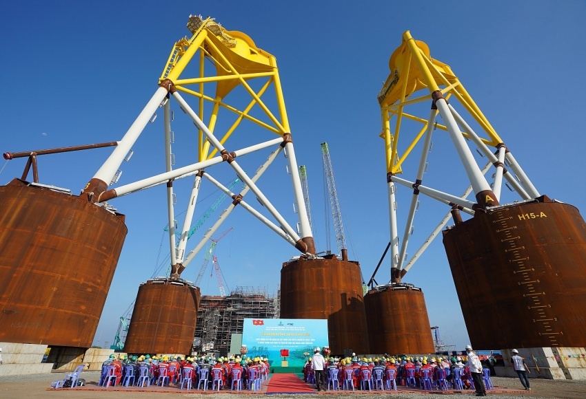 Không khí chào mừng Đại hội Đảng bộ Tập đoàn Công nghiệp - Năng lượng Quốc gia Việt Nam lần thứ IV, nhiệm kỳ 2025-2030 Không khí chào mừng Đại hội Đảng bộ Tập đoàn Công nghiệp - Năng lượng Quốc gia Việt Nam lần thứ IV, nhiệm kỳ 2025-2030