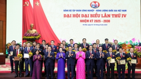 Vinh danh các tập thể, công trình, sản phẩm tiêu biểu của Đảng bộ Petrovietnam