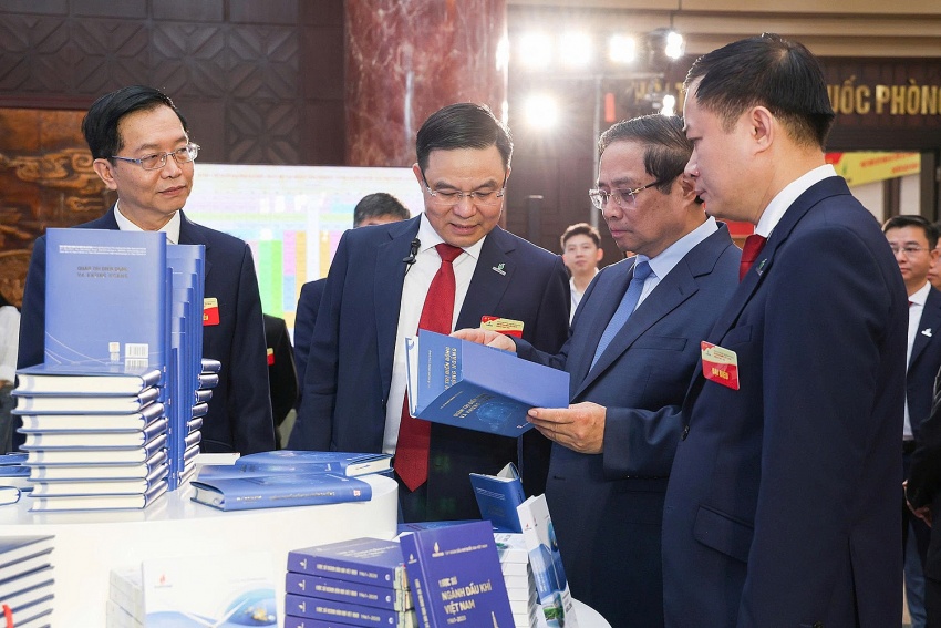 Thay vì dự báo, hãy kiến tạo tương lai