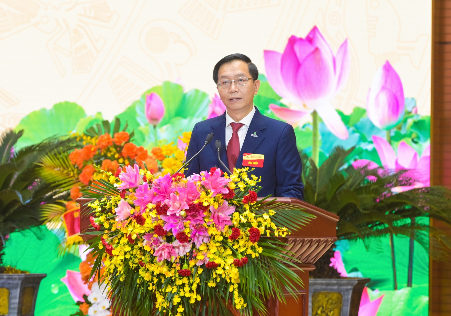 Phát triển Tập đoàn có tiềm lực mạnh, quản trị hiện đại, năng lực cạnh tranh cao, tiên phong trong chuyển dịch năng lượng và tăng trưởng xanh bền vững