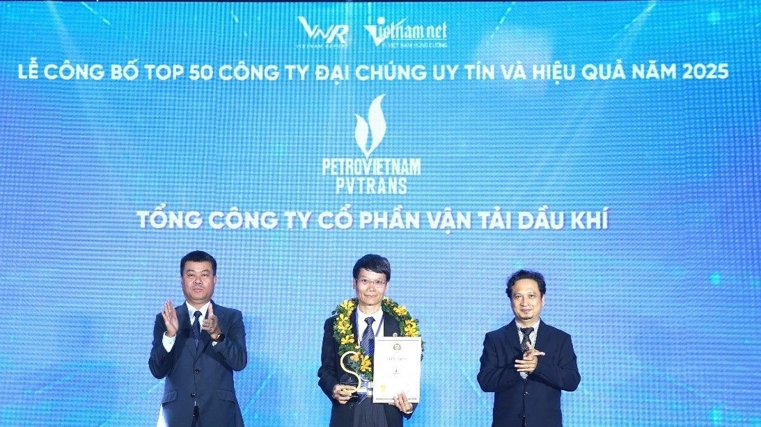 PVTrans lọt Top 50 Công ty Đại chúng uy tín và hiệu quả năm 2025