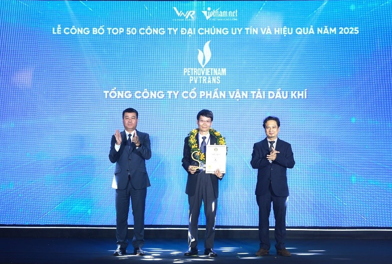 PVTrans lọt Top 50 Công ty Đại chúng uy tín và hiệu quả năm 2025