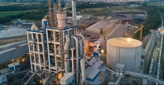 Reliance Industries cảnh báo những bất ổn đối với dòng chảy dầu mỏ toàn cầu