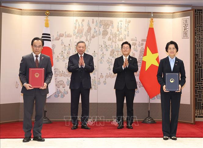 Tổng Bí thư Tô Lâm chứng kiến Lễ trao các văn kiện hợp tác Việt Nam   Hàn Quốc