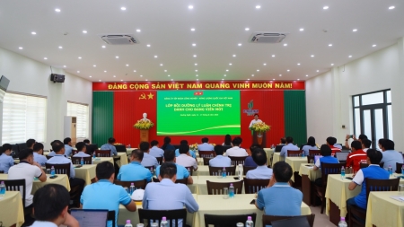 Petrovietnam tổ chức lớp bồi dưỡng lý luận chính trị dành cho đảng viên mới tại Quảng Ngãi