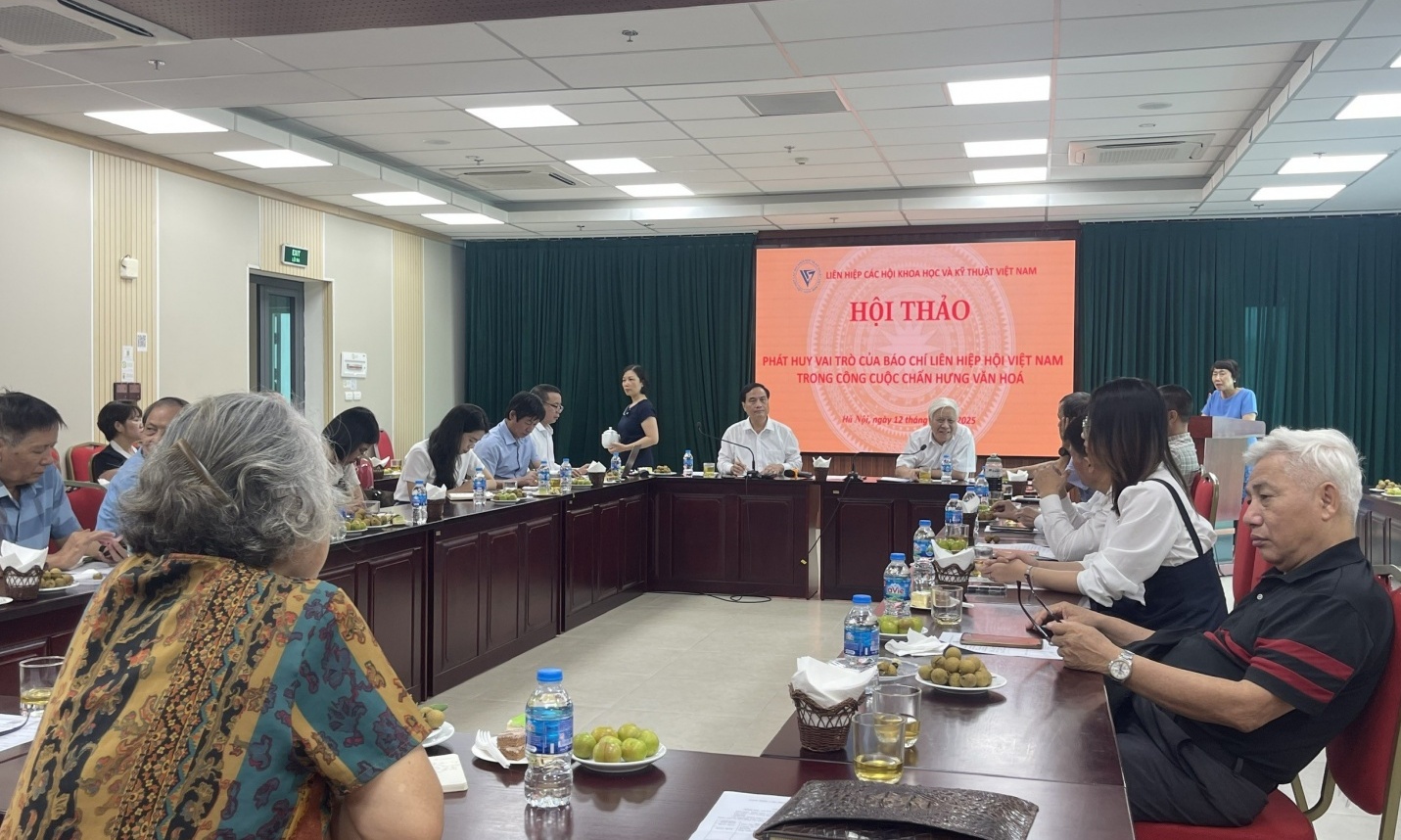 Phát huy vai trò của báo chí khoa học kỹ thuật trong công cuộc chấn hưng văn hóa