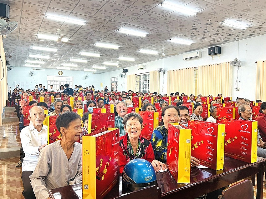 Quỹ Thiện Tâm đón nhận Huân chương hạng Nhất của Chủ tịch nước