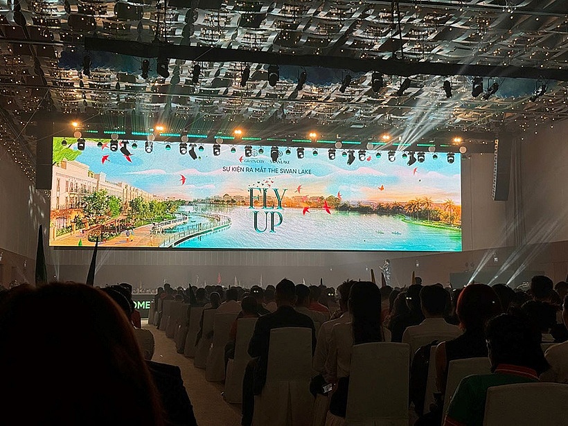 Swan Lake - Những ngôi nhà có “trái tim xanh” kiến tạo chuẩn sống mới tại Vinhomes Green City