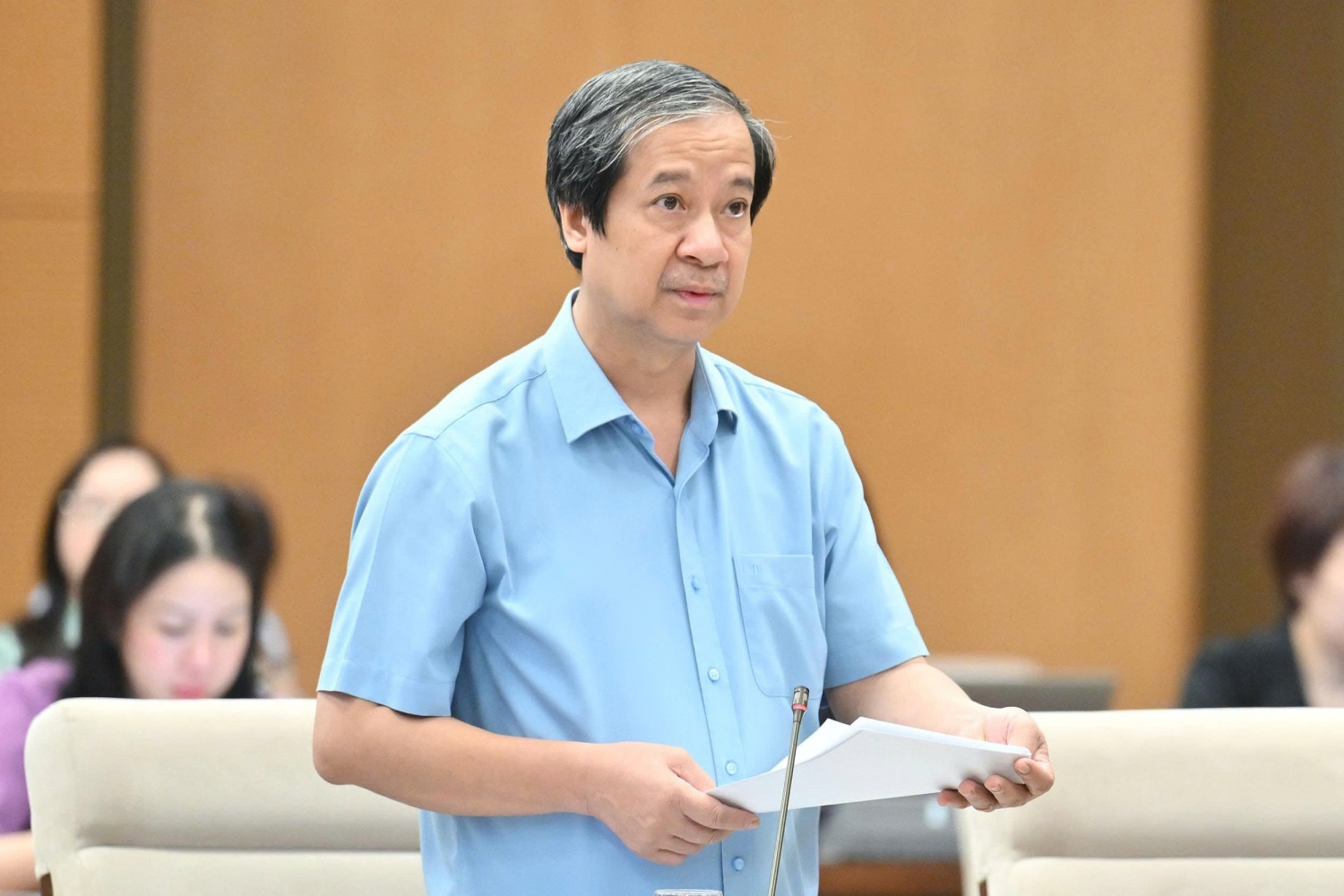 Tăng quyền cho địa phương trong quản lý giáo dục