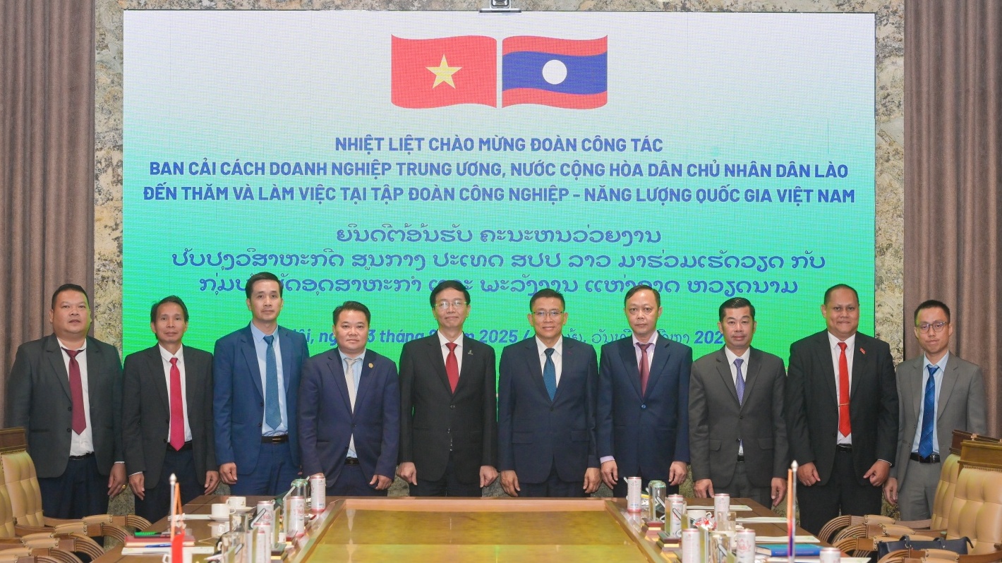 Petrovietnam đón Đoàn công tác Ban Cải cách Doanh nghiệp Trung ương Lào đến thăm và làm việc