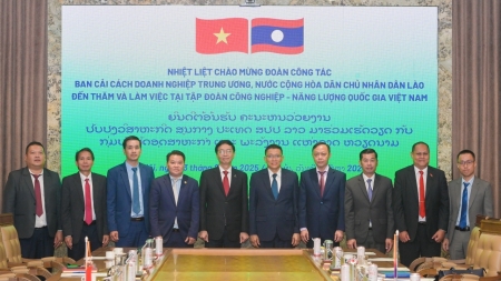 Petrovietnam đón Đoàn công tác Ban Cải cách Doanh nghiệp Trung ương Lào đến thăm và làm việc