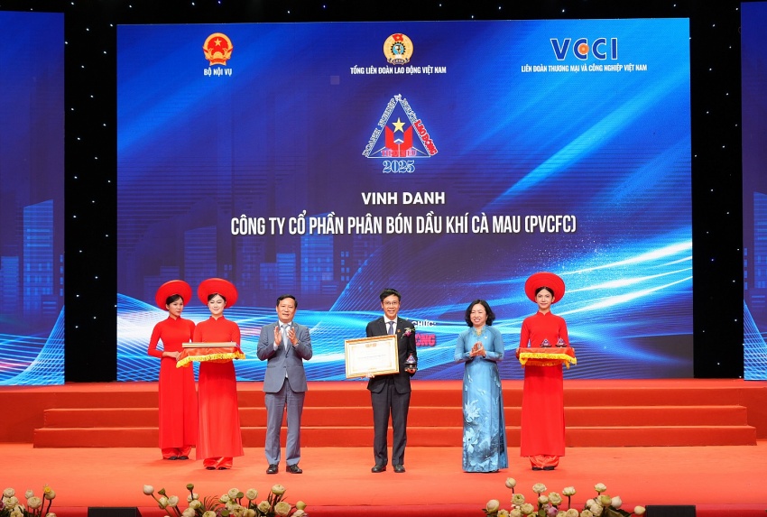 3 đơn vị Petrovietnam được vinh danh “Doanh nghiệp tiêu biểu vì người lao động” năm 2025