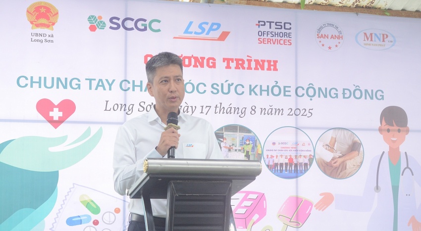 Khởi động chương trình “Chung tay chăm sóc sức khỏe cộng đồng” lần thứ 11 tại xã đảo Long Sơn