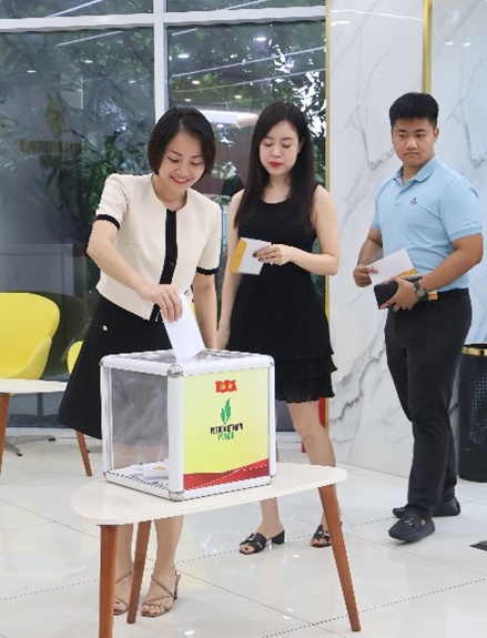 PVNDB chung tay ủng hộ đồng bào chịu thiệt hại do bão lũ PVNDB chung tay ủng hộ đồng bào chịu thiệt hại do bão lũ