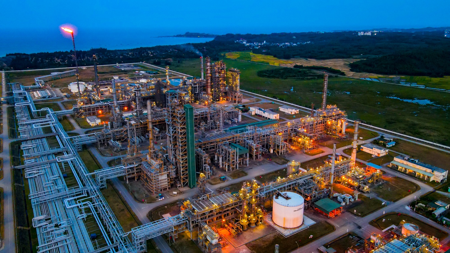 Petrovietnam – Tầm vóc “người anh cả”