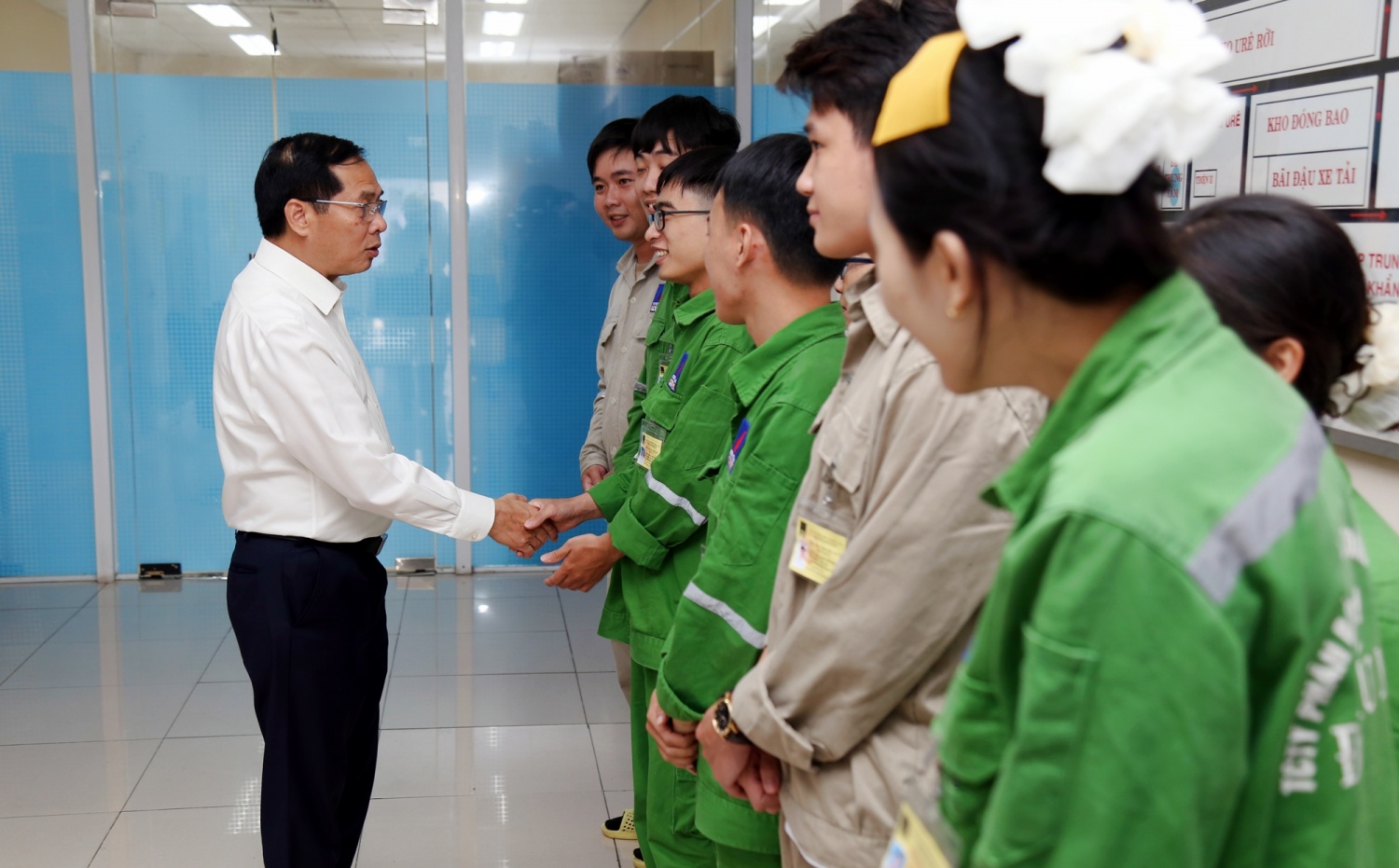 Phó Thủ tướng Bùi Thanh Sơn thăm Nhà máy Đạm Phú Mỹ