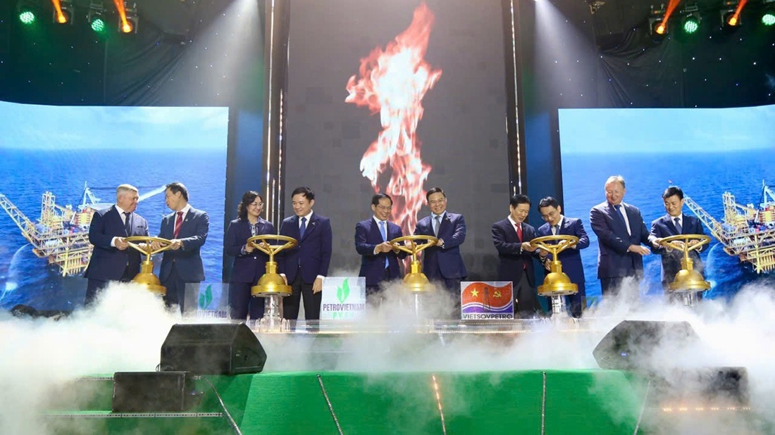 [VIDEO] Phó Thủ tướng Bùi Thanh Sơn dự chuỗi sự kiện của Petrovietnam