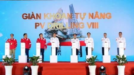 [E-Magazine] PV Drilling tổ chức Lễ đặt tên giàn khoan tự nâng PV DRILLING VIII