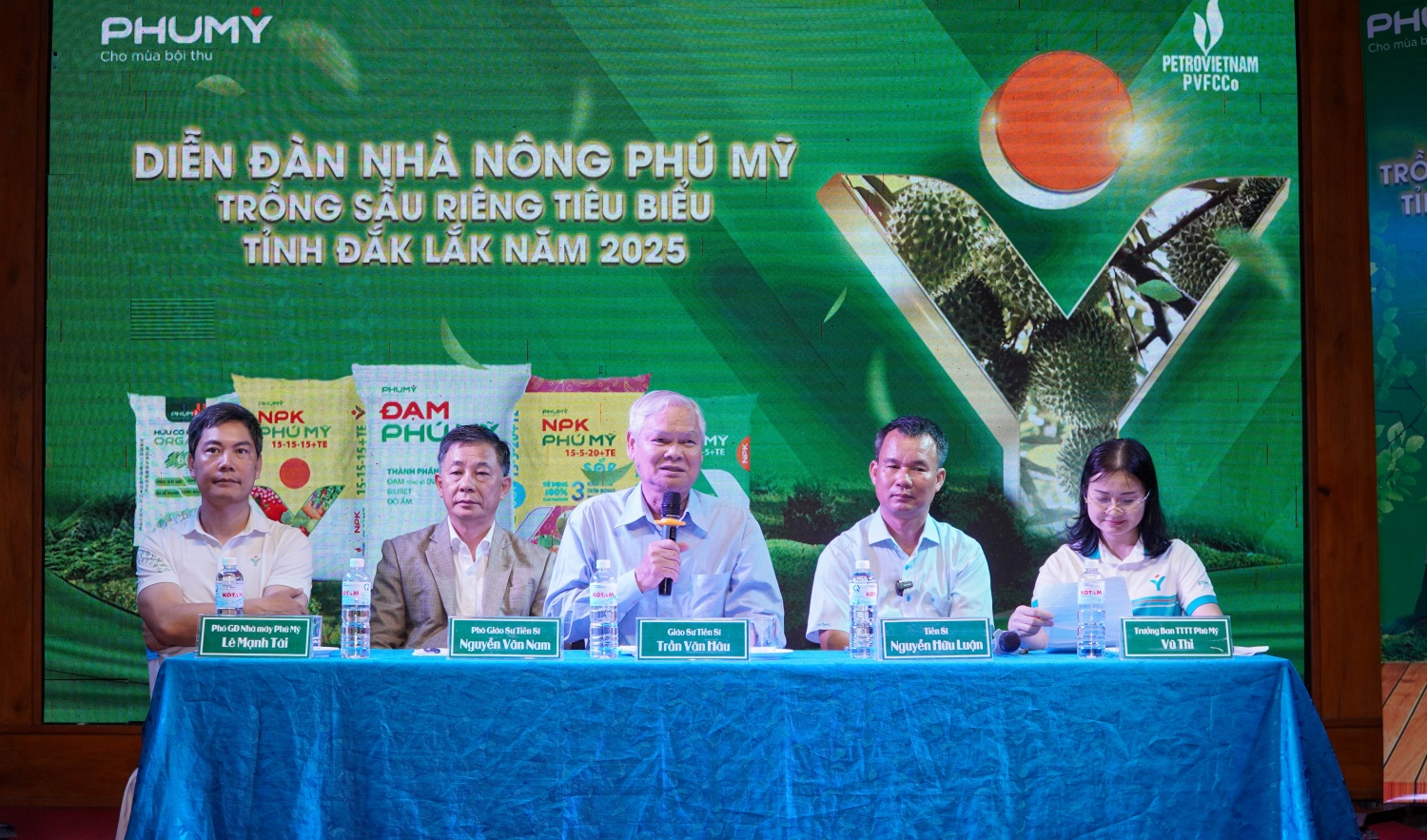 PVFCCo – Phú Mỹ đồng hành cùng nông dân Đắk Lắk trong canh tác sầu riêng bền vững PVFCCo – Phú Mỹ đồng hành cùng nông dân Đắk Lắk trong canh tác sầu riêng bền vững