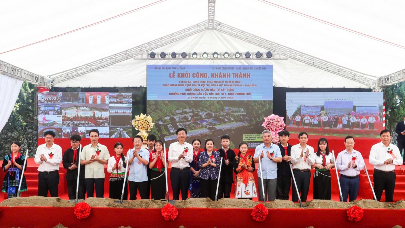 Petrovietnam góp sức "nâng bước" học sinh vùng cao tại tỉnh Lai Châu