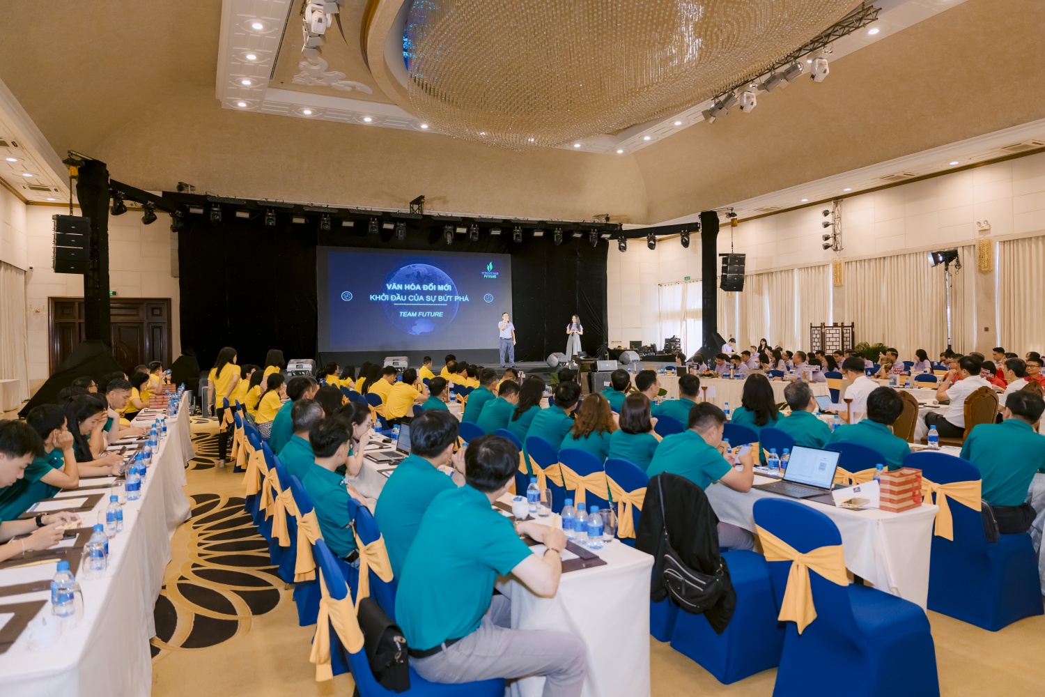 PVTrans lan tỏa văn hóa đổi mới qua Hội thảo Chuyển đổi số và ứng dụng AI PVTrans lan tỏa văn hóa đổi mới qua Hội thảo Chuyển đổi số và ứng dụng AI