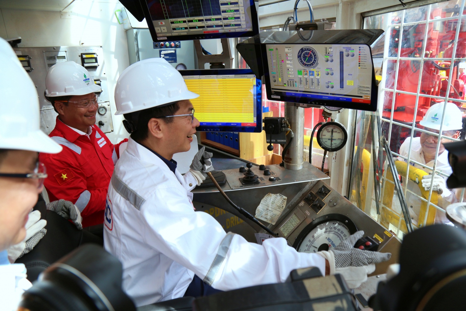 [E-Magazine] mở ra chương mới