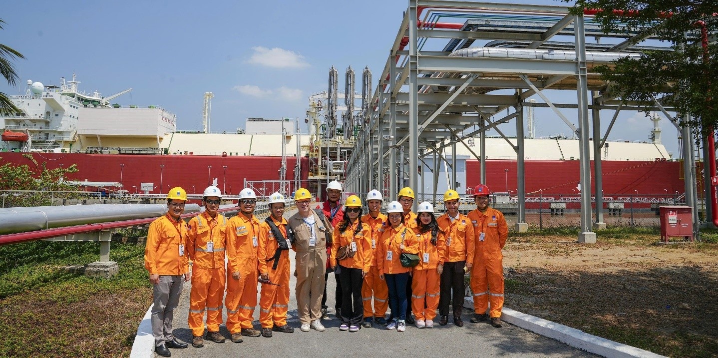  PV GAS LNG đón chuyến tàu mang tên Al Jassasiya chở LNG về Việt Nam