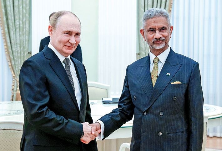 Dầu mỏ và canh bạc sống còn của Ấn Độ