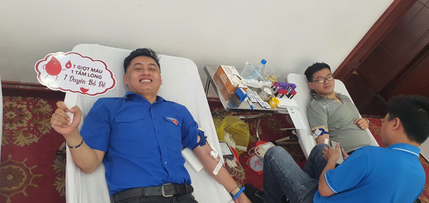 Ngày hội hiến máu tình nguyện tuổi trẻ PTSC M&C và các đơn vị: “Giọt máu hồng từ những trái tim không biên giới” Ngày hội hiến máu tình nguyện tuổi trẻ PTSC M&C và các đơn vị: “Giọt máu hồng từ những trái tim không biên giới”
