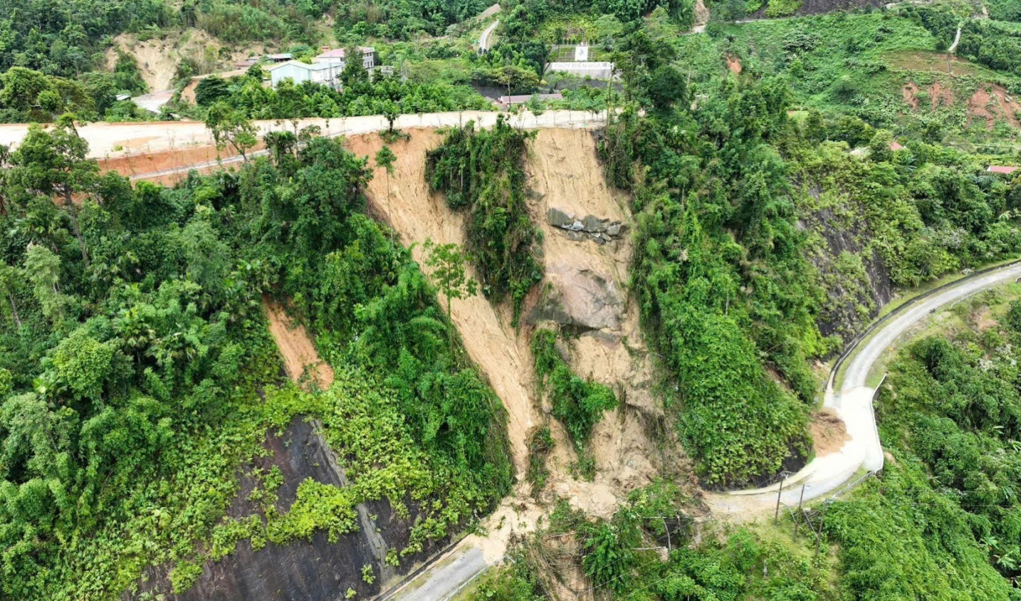 Nhà máy Thủy điện Hủa Na chủ động ứng phó bão hiệu quả, đảm bảo vận hành an toàn, ổn định