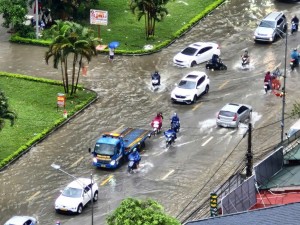 Bộ Xây dựng: Triển khai quyết liệt công tác khắc phục bão số 5 và mưa lũ sau bão