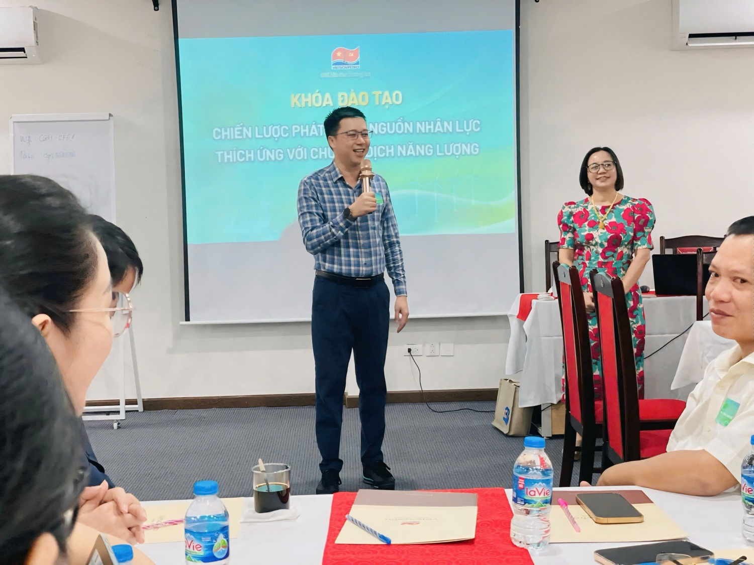 Vietsovpetro tổ chức khóa đào tạo “Chiến lược phát triển nguồn nhân lực thích ứng với chuyển dịch năng lượng”