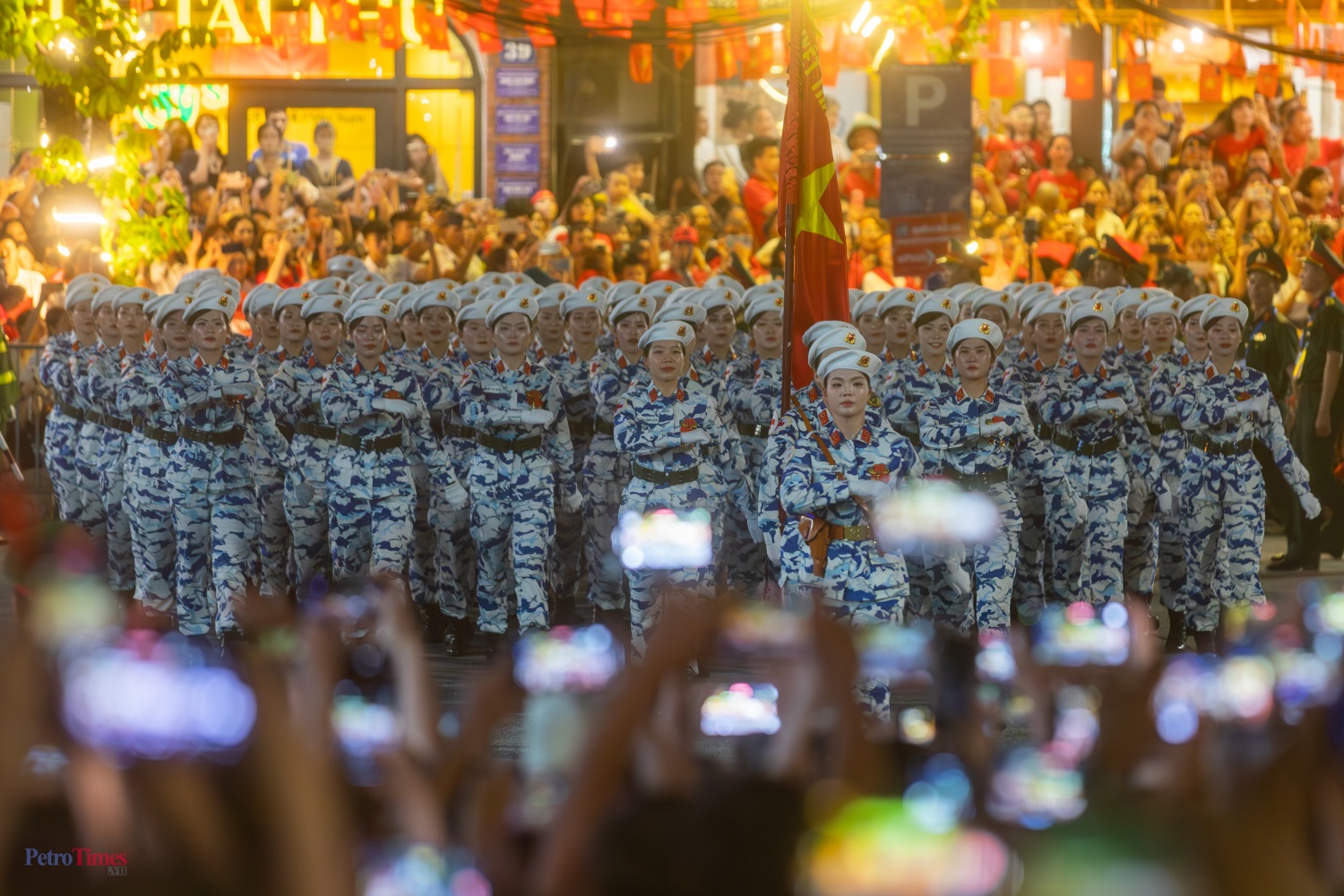 Sơ duyệt A80: Những bước chân tự hào giữa vòng tay nhân dân