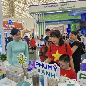 PVFCCo - Phú Mỹ thu hút khách tham quan tại Triển lãm thành tựu đất nước PVFCCo - Phú Mỹ thu hút khách tham quan tại Triển lãm thành tựu đất nước