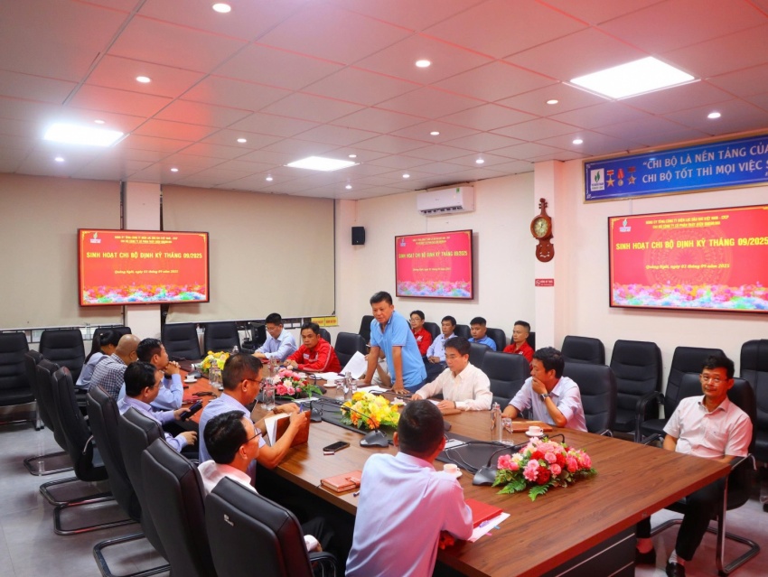 PV Power đổi mới nội dung, phương thức sinh hoạt Chi bộ