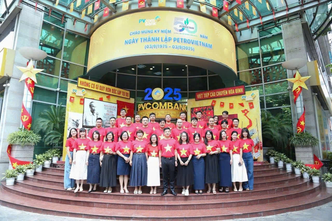 Sinh hoạt chi bộ toàn Đảng bộ Petrovietnam: Lan tỏa tinh thần Đại hội, bồi đắp niềm tự hào 50 năm