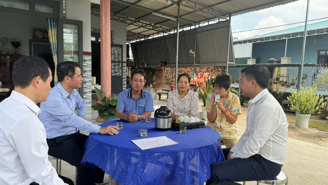 Công đoàn Vietsovpetro tặng quà đoàn viên nhân Tuần lễ Văn hóa Dầu khí 2025 Công đoàn Vietsovpetro tặng quà đoàn viên nhân Tuần lễ Văn hóa Dầu khí 2025