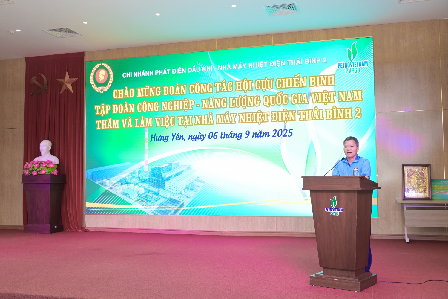 Ông Mai Văn Long - Giám đốc NMNĐ Thái Bình 2 thông tin về tình hình sản xuất kinh doanh của Nhà máy