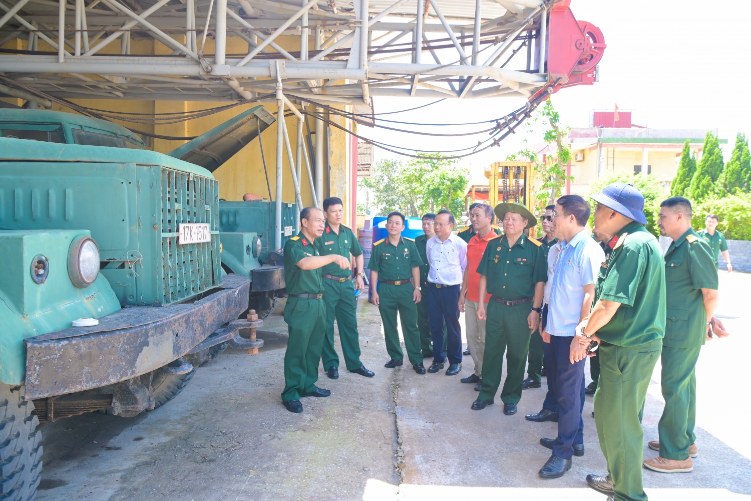 [Chùm ảnh] Hội CCB Petrovietnam thăm Nhà máy Nhiệt điện Thái Bình 2 và Khu lưu niệm Công trình Dầu khí đầu tiên