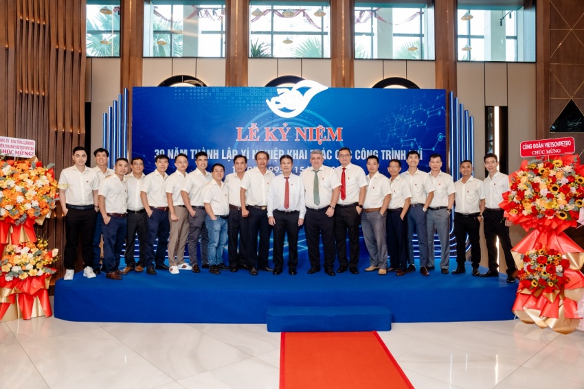 Giàn nén khí Trung tâm (Vietsovpetro) - Bước ngoặt quan trọng của ngành công nghiệp khí Việt Nam