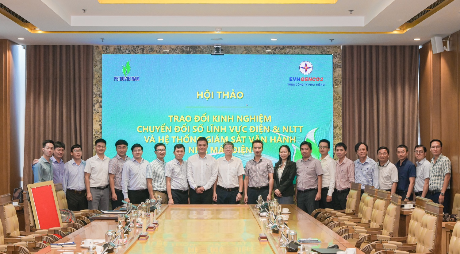 Các đại biểu tham dự Hội thảo Các đại biểu tham dự Hội thảo