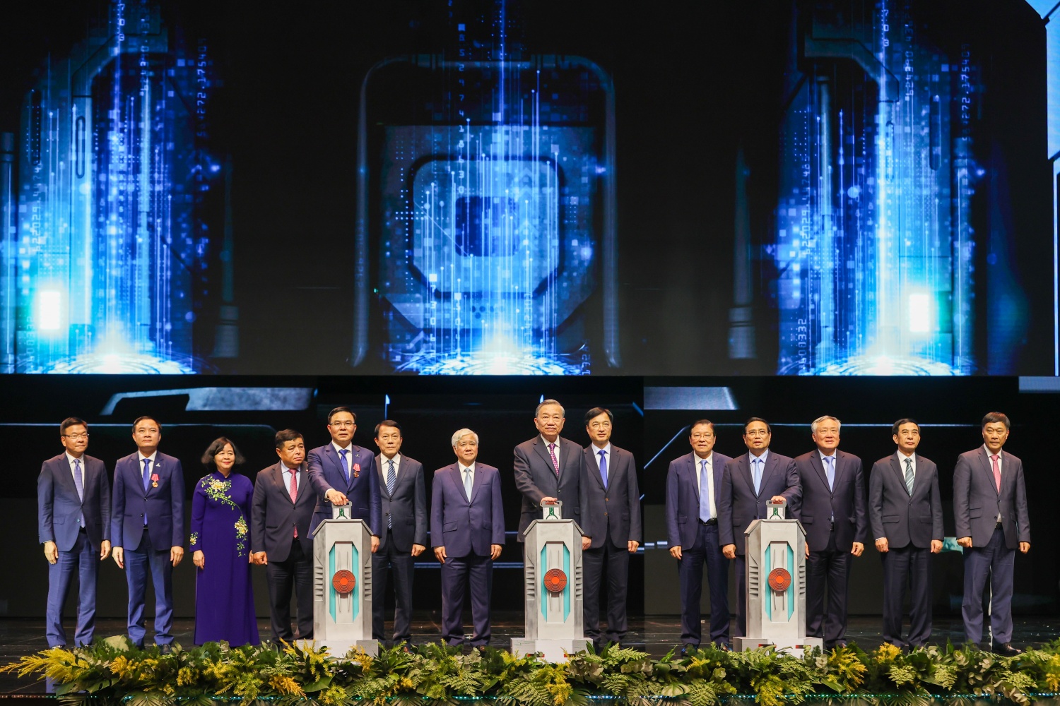 Petrovietnam khởi động chương trình xây dựng 100 phòng học STEM Innovation Petrovietnam