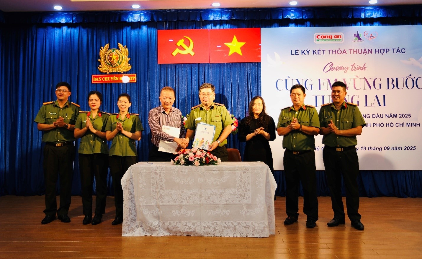 Sau Hà Nội, Tân Hiệp Phát tiếp tục bảo trợ con em cán bộ chiến sĩ công an có hoàn cảnh khó khăn tại TP HCM