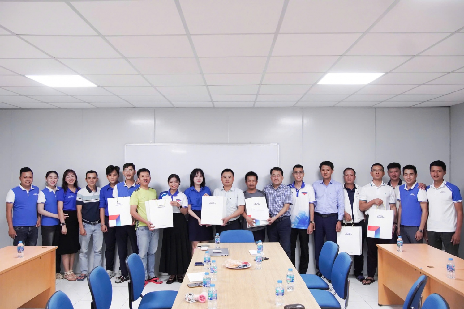 Tiếp thêm động lực cho người lao động PTSC Quảng Ngãi tại dự án trọng điểm quốc gia Tiếp thêm động lực cho người lao động PTSC Quảng Ngãi tại Dự án Sân bay Long Thành