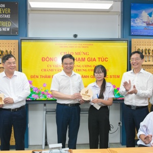 [VIDEO] Petrovietnam/PV GAS trao tặng phòng thực hành STEM tại Ninh Bình: Chung tay thực hiện đột phá phát triển giáo dục