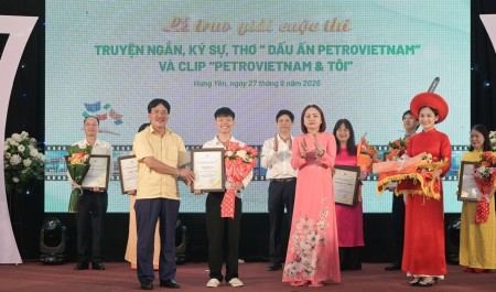 Tác giả trẻ nhất cuộc thi “Dấu ấn Petrovietnam”: Giải thưởng là lời tri ân tới thế hệ đi trước