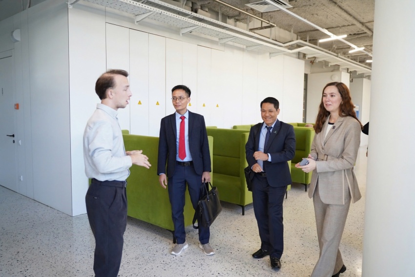 PVU thúc đẩy hợp tác chiến lược năng lượng với Liên Bang Nga: Ký kết MOU quan trọng và mở rộng nghiên cứu công nghệ cao PVU thúc đẩy hợp tác chiến lược năng lượng với đối tác Liên bang Nga